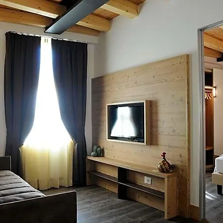 Hotel Touring & 3*