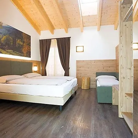 Touring & Hotel Edolo