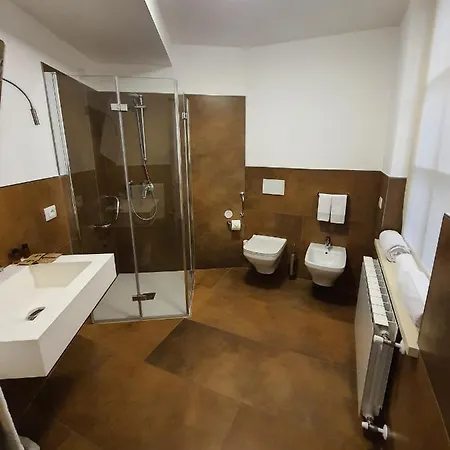 Touring & Hotel Edolo