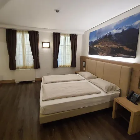 Hotel Touring & Edolo