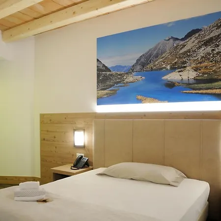 Hotel Touring &