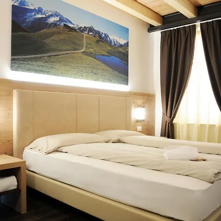 Hotel Touring &